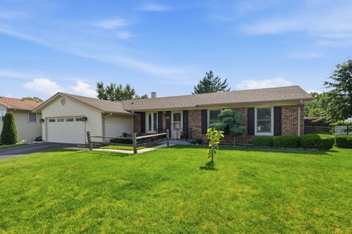 1503 Haise Ln, Elk Grove Village, IL, 60007-3118 | Card Image