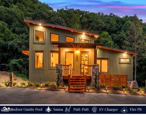 3219 Old Mountain Rd, Sevierville, TN, 37876-9314 | Card Image