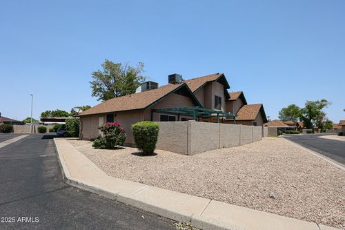 4830 W Manzanita Dr, Glendale, AZ, 85302-6442 | Card Image