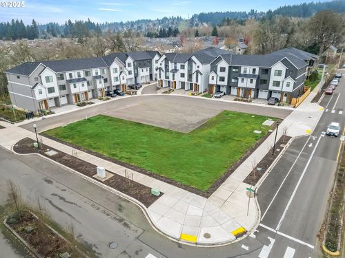 16948 Sw 132nd Ter, King City, OR, 97224-6149 | Card Image