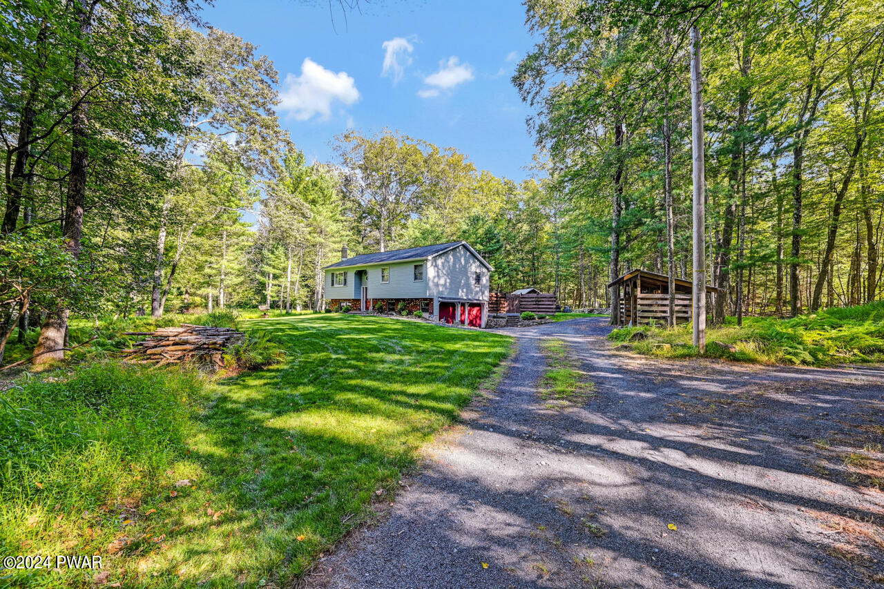 Mulberry Dr, Milford, PA 18337