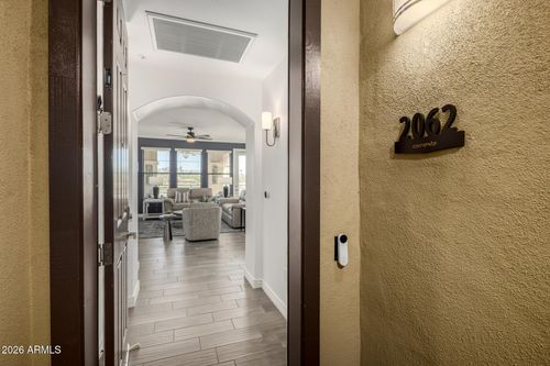 2062-7601 E Indian Bend Rd, Scottsdale, AZ, 85250-4624 | Card Image