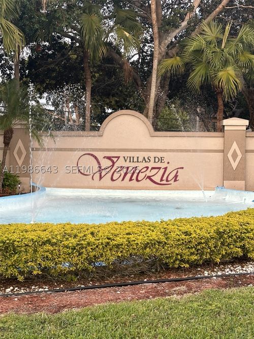 9777-9777 Nob Hill Ct, Sunrise, FL, 33351-4601 | Card Image