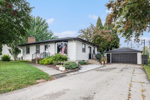 595 Westway Dr Nw, Walker, MI, 49534-4549 | Card Image