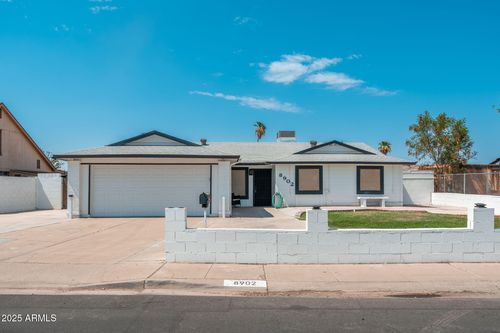 8902 W Columbus Ave, Phoenix, AZ, 85037-2625 | Card Image