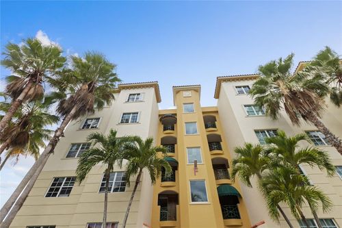 301-ROYAL PALM F Pr 6690, VEGA ALTA, PR, 00692 | Card Image