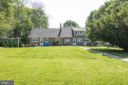 3809 N Humpton Rd, DOWNINGTOWN, PA, 19335 | Card Image