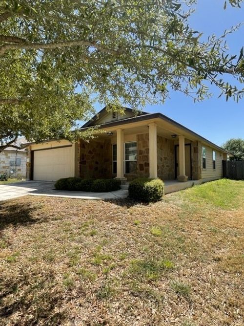 582 Briggs Drive, New Braunfels, TX, 78130 | Card Image