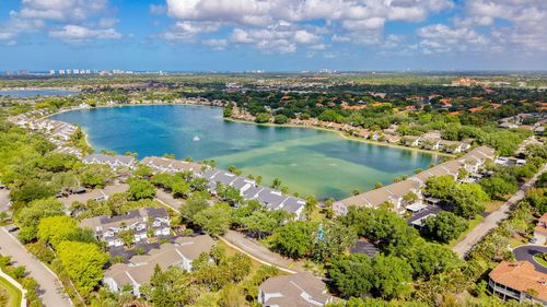 r204-2860 Citrus Lake Dr, NAPLES, FL, 34109-7642 | Card Image