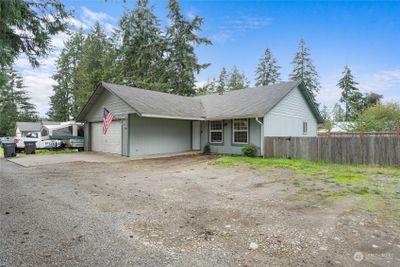 1194 E Shelton Springs Road, House other with 3 bedrooms, 1 bathrooms and 2 parking in Shelton WA | Image 2