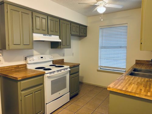 9928 Camfield Ave, Frisco, TX, 75033-2515 | Card Image
