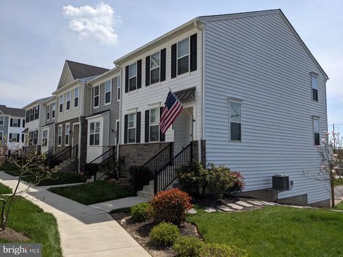 9 Stockton Ln, HATBORO, PA, 19040-1343 | Card Image