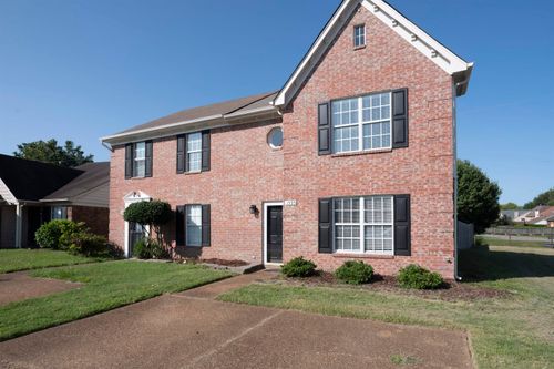 1595 Beaver Trail Dr, Cordova, TN, 38016-6021 | Card Image