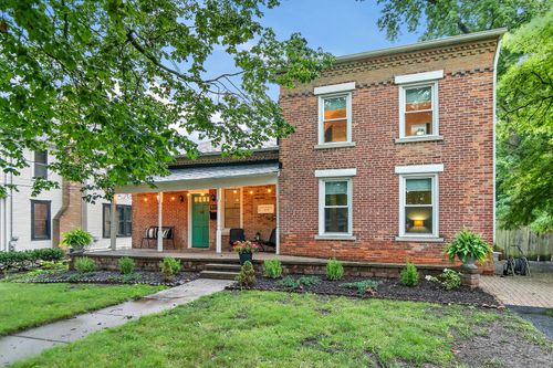 517 Dean St, Woodstock, IL, 60098-3815 | Card Image