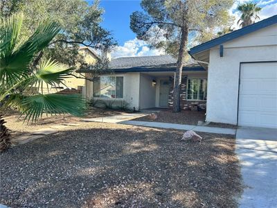 3927 Deer Haven Court, House other with 3 bedrooms, 2 bathrooms and null parking in Las Vegas NV | Image 2