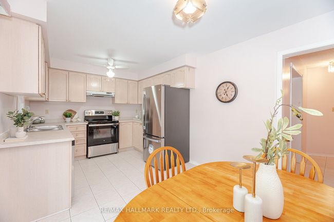 10 Iles St, House other with 5 bedrooms, 4 bathrooms and 2 parking in Ajax ON | Image 12