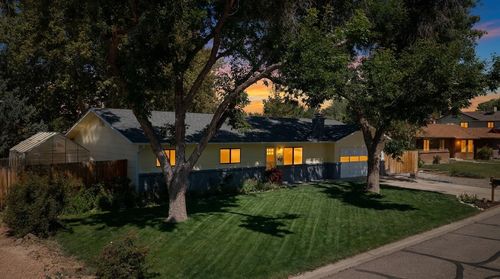 585 E Valley Dr, Grand Junction, CO, 81504-5754 | Card Image