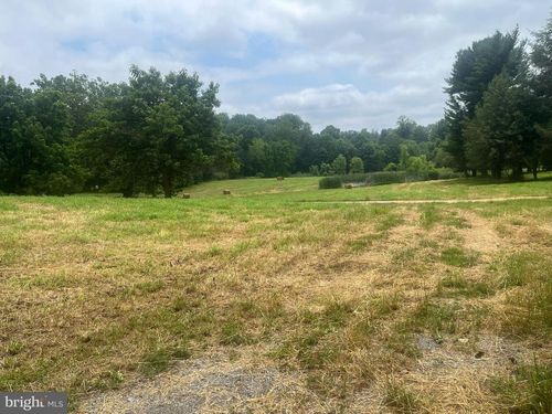 117 Chandler Mill Rd, KENNETT SQUARE, PA, 19348-2609 | Card Image