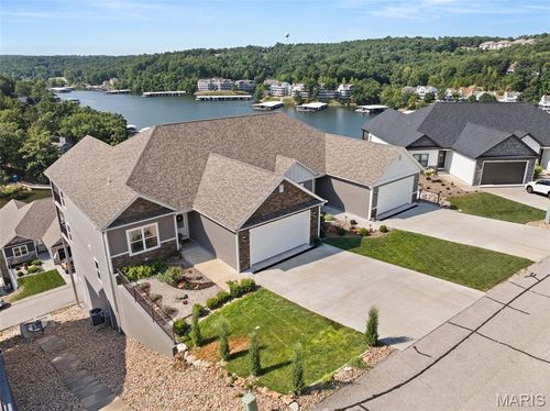 22a-62 Barolo Ln, Camdenton, MO, 65020-5562 | Card Image