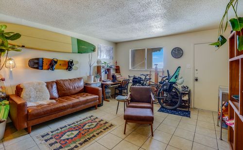 95-2800 Cerrillos, Santa Fe, NM, 87507 | Card Image