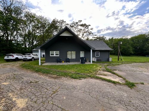 7501 S River Rd, Daleville, IN, 47334-9366 | Card Image