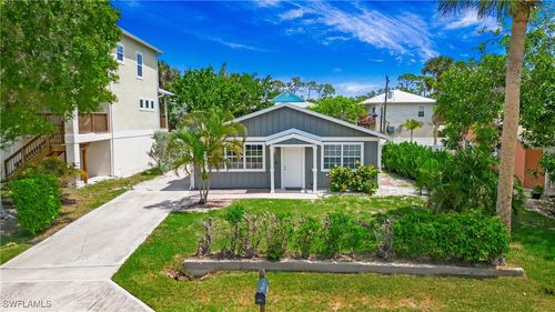 767 Glendale Ave, NAPLES, FL, 34110-1503 | Card Image