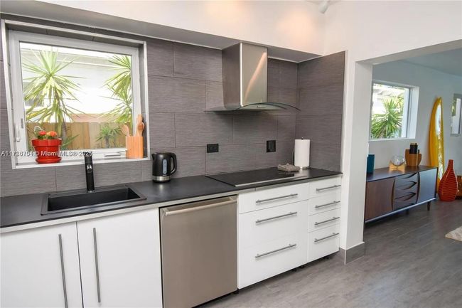 641 86 Th St, House other with 3 bedrooms, 3 bathrooms and null parking in Miami Beach FL | Image 19