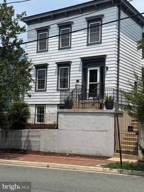309 Princess Anne St, FREDERICKSBURG, VA, 22401-6040 | Card Image
