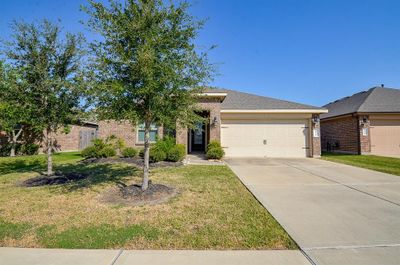 18210 Mulberry Spring Circle, House other with 3 bedrooms, 2 bathrooms and null parking in Richmond TX | Image 2