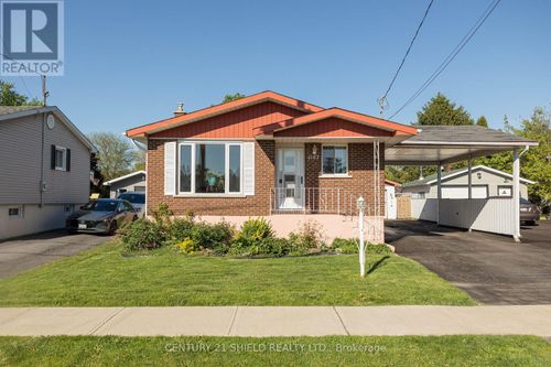 1107 Grand Ave, Cornwall, ON, K6H4T6 | Card Image