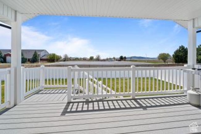 View of deck | Image 31
