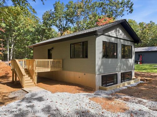 156 Broad Mountain View Dr, Jim Thorpe, PA, 18229-9580 | Card Image