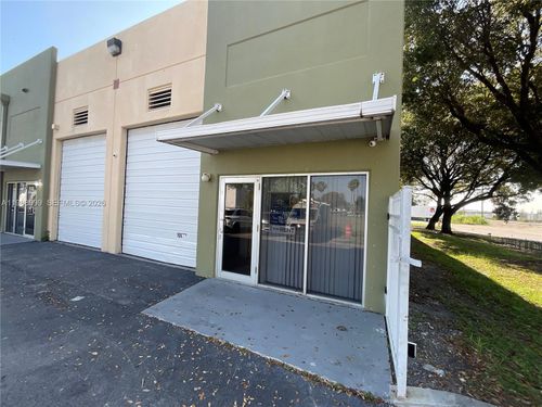 13-10601 Nw 122nd St, Medley, FL, 33178-3186 | Card Image