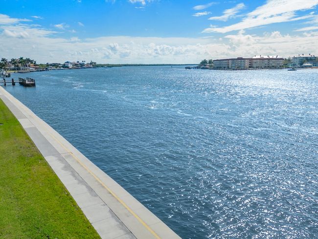 232 - 232 La Peninsula Blvd, Condo with 2 bedrooms, 3 bathrooms and null parking in NAPLES FL | Image 34