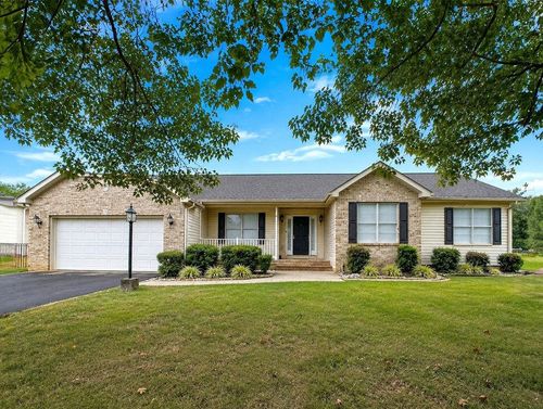 18 Long Bow Rd, WAYNESBORO, VA, 22980 | Card Image
