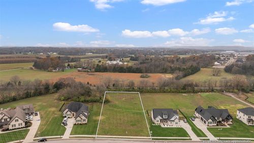 859 Mount Rainier Dr, Bowling Green, KY, 42104-7658 | Card Image