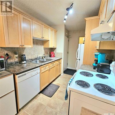 1580 Olive Diefenbaker Dr, Condo with 2 bedrooms, 1 bathrooms and null parking in Prince Albert SK | Image 3