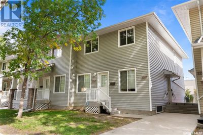 2267 Treetop Lane, Townhouse with 2 bedrooms, 1 bathrooms and null parking in Regina SK | Image 1