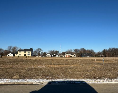 375 Ann Ave, Riverdale, IA, 52722-5722 | Card Image