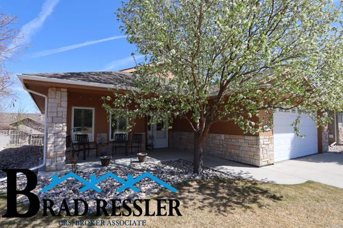 861 Recluse Ct, Casper, WY, 82609-3380 | Card Image