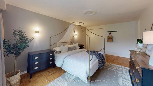 329 Towercrest Dr, House other with 4 bedrooms, 2 bathrooms and 2 parking in Newmarket ON | Image 20