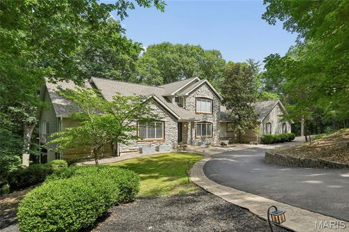 161 Stuart Ln, Eureka, MO, 63025-1640 | Card Image