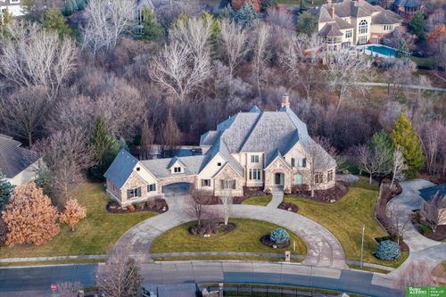 13824 Cuming St, Omaha, NE, 68154-5196 | Card Image