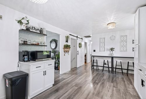 42 Fairlane Dr, New Britain, CT, 06053-3409 | Card Image