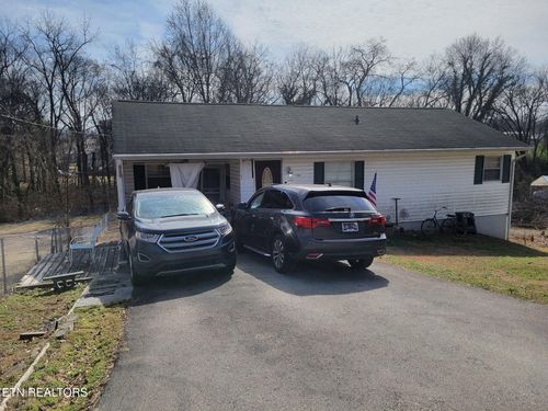 1102 Brookside Ave, Maryville, TN, 37804 | Card Image