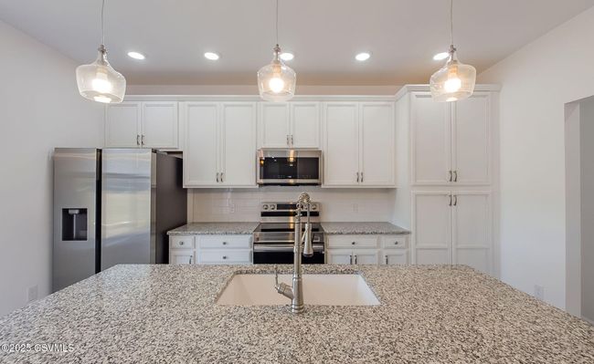 1020 Market St, House other with 3 bedrooms, 3 bathrooms and null parking in Nescopeck PA | Image 19