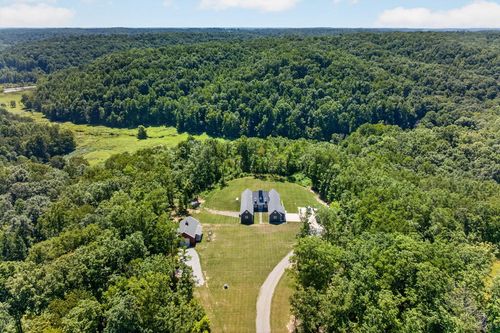 1499 Doe And Fawn Ln, Crawford, TN, 38554-2200 | Card Image