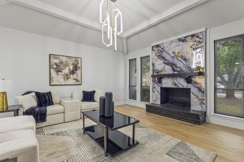 1 Spring Valley Ct, Richardson, TX, 75081-4431 | Card Image