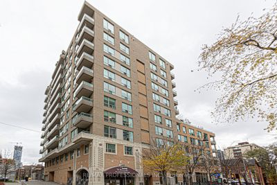 1007 - 70 Alexander St, Condo with 2 bedrooms, 2 bathrooms and 1 parking in Toronto ON | Image 1