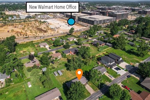 1126 Lockheed St, Bentonville, AR, 72712-6590 | Card Image